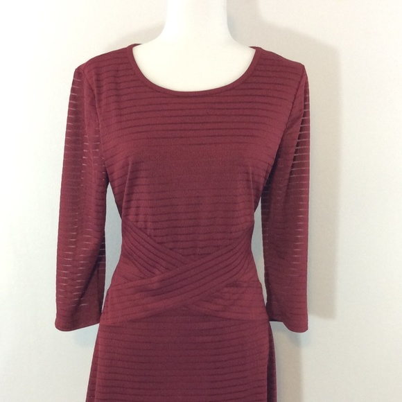 Beige By Eci ,Women's Wine Large Flounce Hem Dress